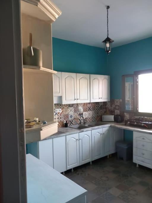Stoupa Beachside Retro Apartment Luaran gambar